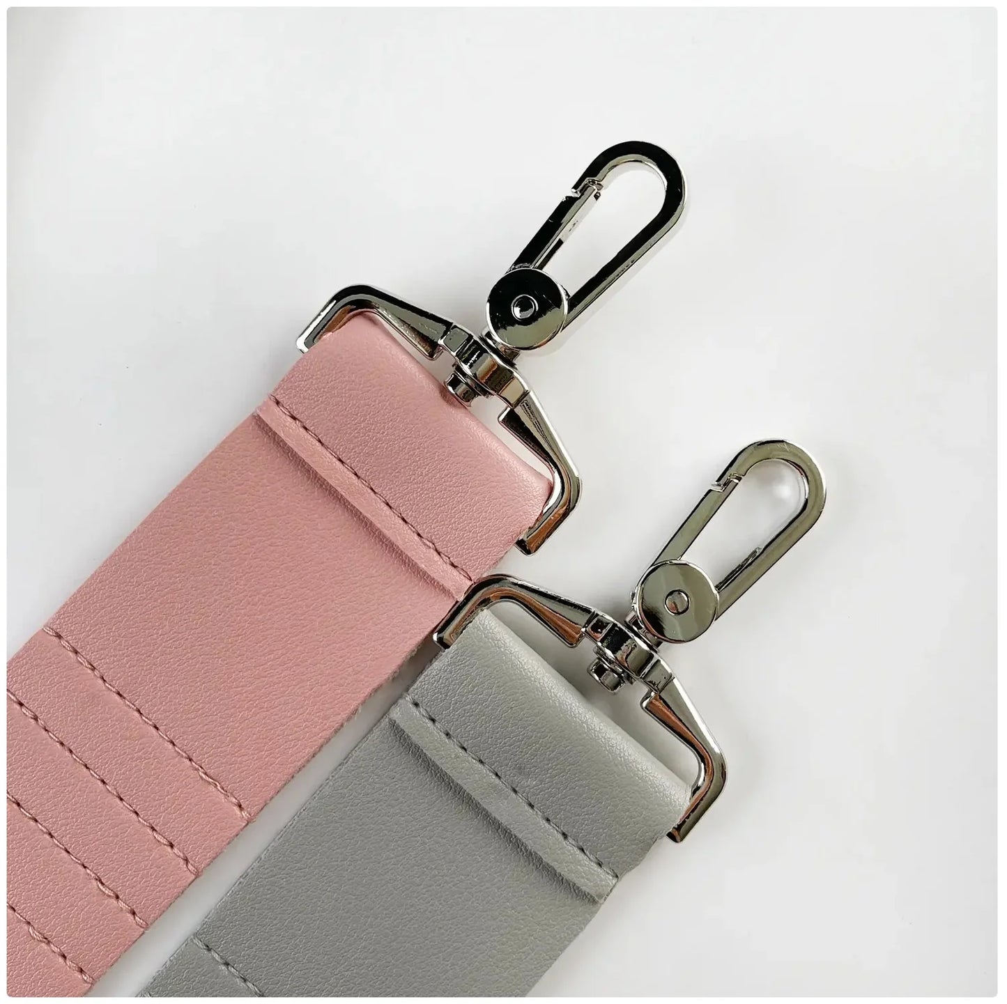 Leather Golf Tee Holder with Clip - Portable Golf Tee Pouch for Easy Access